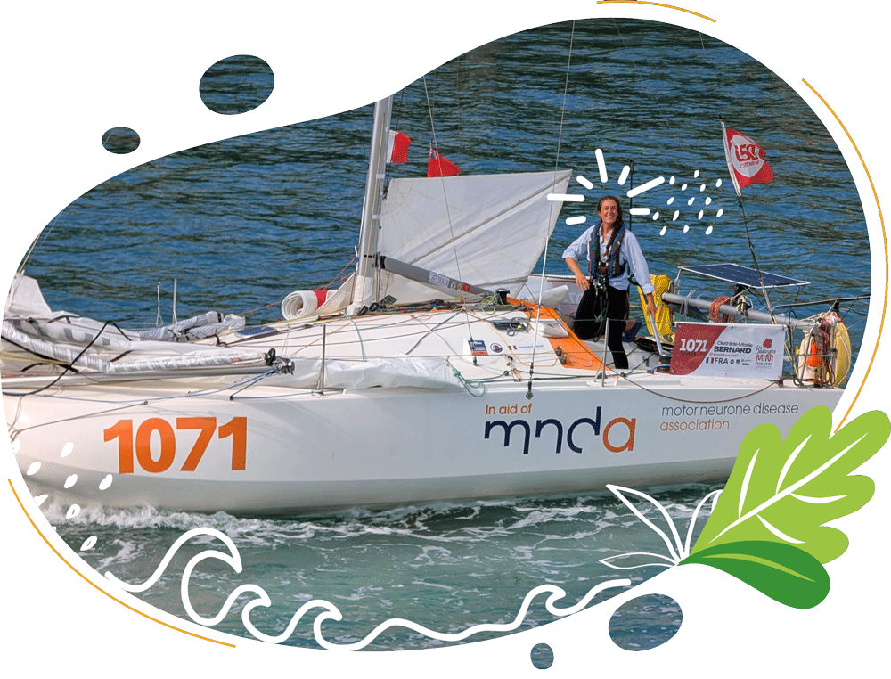 Clothilde-Marie Bernard sur son bateau lors du départ de la Mini-Transat 2025